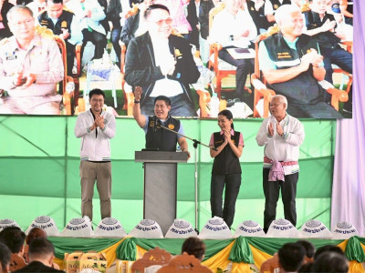 อธิบดีกรมส่งเสริมสหกรณ์ พร้อมด้วย ... พารามิเตอร์รูปภาพ 7