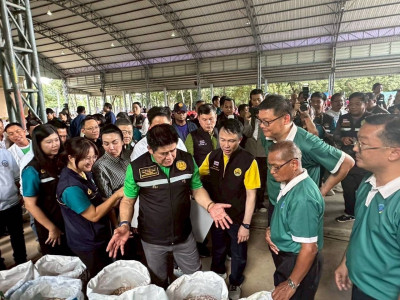 ร้อยเอก ธรรมนัส พรหมเผ่า รองนายกรัฐมนตรี ... พารามิเตอร์รูปภาพ 21