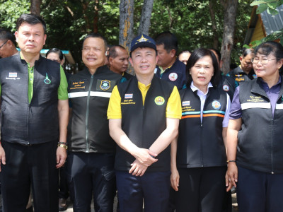 ร้อยเอก ธรรมนัส พรหมเผ่า รองนายกรัฐมนตรี ... พารามิเตอร์รูปภาพ 27