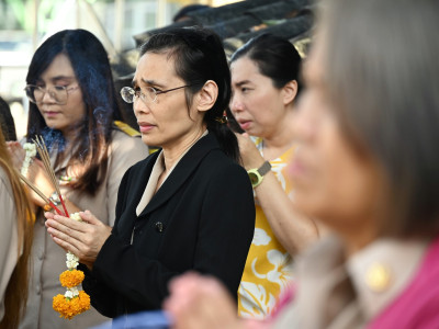 อธิบดีกรมส่งเสริมสหกรณ์ เข้าสักการะสิ่งศักดิ์สิทธิ์ ... พารามิเตอร์รูปภาพ 18