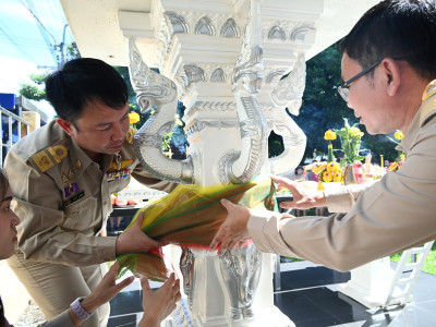อธิบดีกรมส่งเสริมสหกรณ์ เข้าสักการะสิ่งศักดิ์สิทธิ์ ... พารามิเตอร์รูปภาพ 22