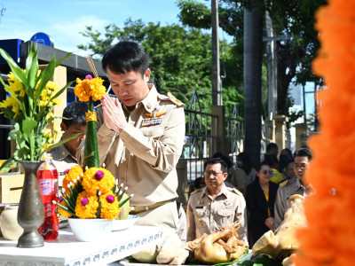 อธิบดีกรมส่งเสริมสหกรณ์ เข้าสักการะสิ่งศักดิ์สิทธิ์ ... พารามิเตอร์รูปภาพ 3