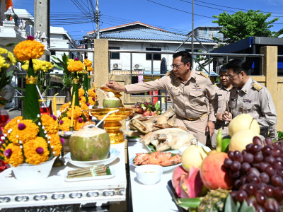 อธิบดีกรมส่งเสริมสหกรณ์ เข้าสักการะสิ่งศักดิ์สิทธิ์ ... พารามิเตอร์รูปภาพ 8