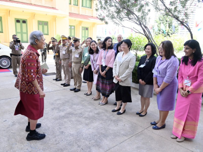 สมเด็จพระกนิษฐาธิราชเจ้า กรมสมเด็จพระเทพรัตนราชสุดา ฯ ... พารามิเตอร์รูปภาพ 10