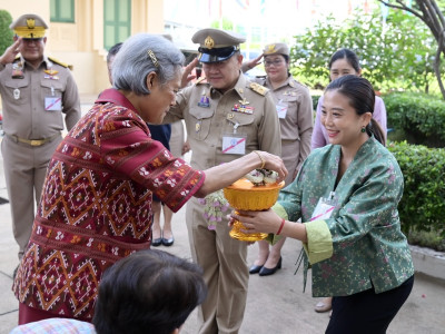 สมเด็จพระกนิษฐาธิราชเจ้า กรมสมเด็จพระเทพรัตนราชสุดา ฯ ... พารามิเตอร์รูปภาพ 9