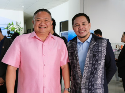 นายสาธิต ปานขำ เลขานุการกรม ... พารามิเตอร์รูปภาพ 5