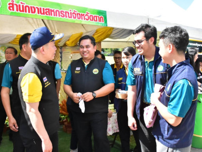 ร้อยเอก ธรรมนัส พรหมเผ่า รองนายกรัฐมนตรี และรมว.เกษตรฯ ... พารามิเตอร์รูปภาพ 16