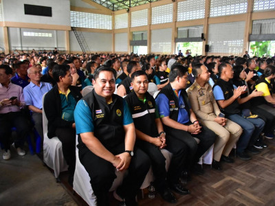 ร้อยเอก ธรรมนัส พรหมเผ่า รองนายกรัฐมนตรี และรมว.เกษตรฯ ... พารามิเตอร์รูปภาพ 9