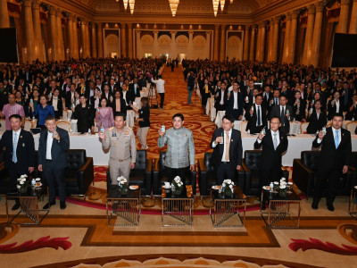 ร้อยเอก ธรรมนัส พรหมเผ่า รองนายกรัฐมนตรี ... พารามิเตอร์รูปภาพ 40