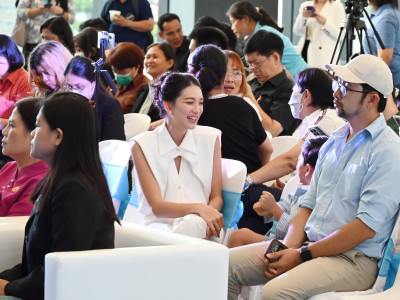 อธิบดีกรมส่งเสริมสหกรณ์ พร้อมด้วย พร้อมด้วย นายวิทยา ... พารามิเตอร์รูปภาพ 31