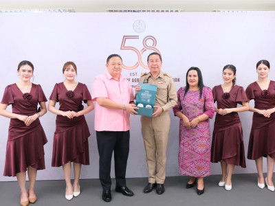 นายสาธิต ปานขำ เลขานุการกรม ... พารามิเตอร์รูปภาพ 2