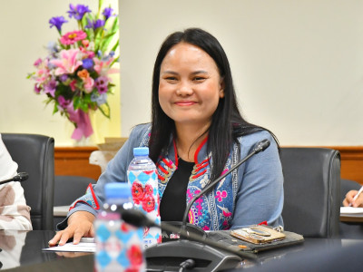 อธิบดีกรมส่งเสริมสหกรณ์ ให้การต้อนรับ นายธิบดี ศรีสมบัติ ... พารามิเตอร์รูปภาพ 18