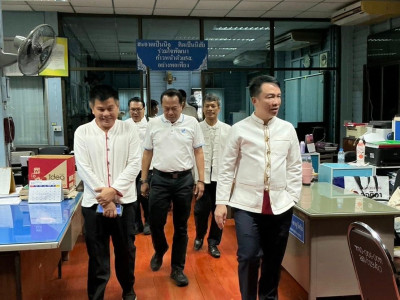 อธิบดีกรมส่งเสริมสหกรณ์ พร้อมด้วย นายศุภธีร์ อยู่วัฒนา ... พารามิเตอร์รูปภาพ 12