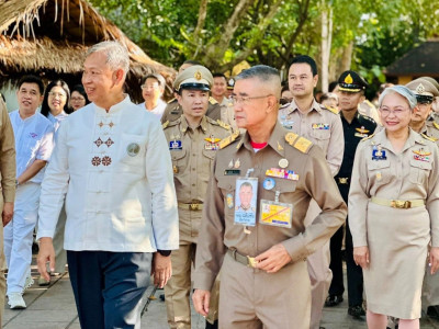 พลเอก เฉลิมชัย สิทธิสาท องคมนตรี ... พารามิเตอร์รูปภาพ 1