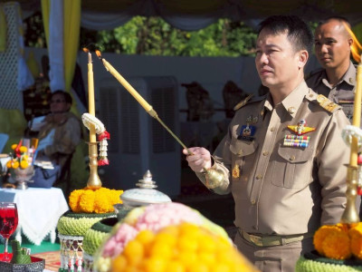 พลเอก เฉลิมชัย สิทธิสาท องคมนตรี ... พารามิเตอร์รูปภาพ 17