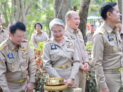 พลเอก เฉลิมชัย สิทธิสาท องคมนตรี ... พารามิเตอร์รูปภาพ 24
