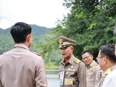 พลเอก เฉลิมชัย สิทธิสาท องคมนตรี ... พารามิเตอร์รูปภาพ 31
