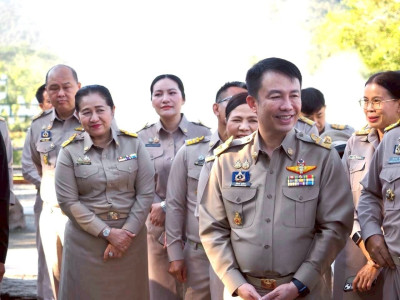 พลเอก เฉลิมชัย สิทธิสาท องคมนตรี ... พารามิเตอร์รูปภาพ 9