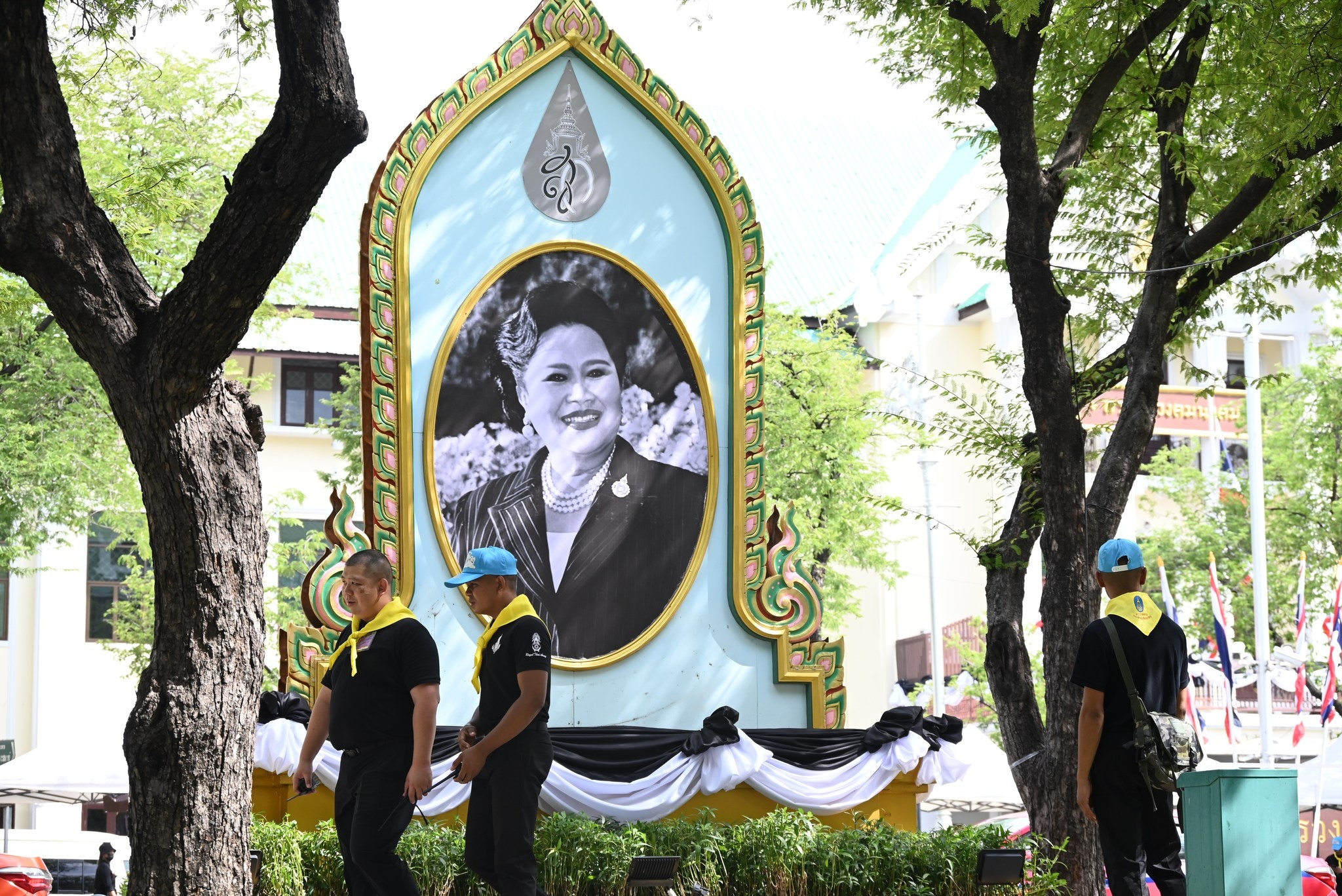 รองอธิบดีกรมส่งเสริมสหกรณ์ พร้อมด้วย ... พารามิเตอร์รูปภาพ 1