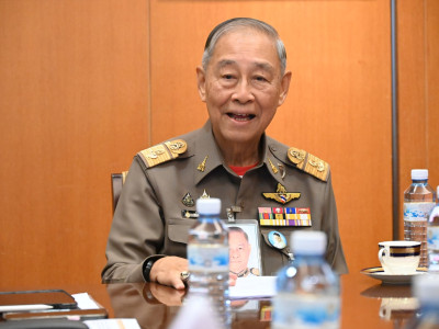 อธิบดีกรมส่งเสริมสหกรณ์ ได้รับอนุญาตให้เข้าประชุมหารือกับ ... พารามิเตอร์รูปภาพ 1