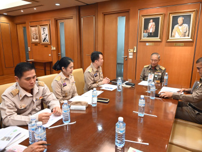 อธิบดีกรมส่งเสริมสหกรณ์ ได้รับอนุญาตให้เข้าประชุมหารือกับ ... พารามิเตอร์รูปภาพ 18