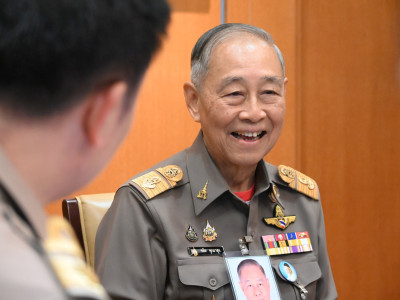 อธิบดีกรมส่งเสริมสหกรณ์ ได้รับอนุญาตให้เข้าประชุมหารือกับ ... พารามิเตอร์รูปภาพ 2