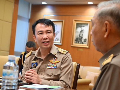อธิบดีกรมส่งเสริมสหกรณ์ ได้รับอนุญาตให้เข้าประชุมหารือกับ ... พารามิเตอร์รูปภาพ 4