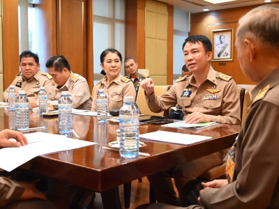 อธิบดีกรมส่งเสริมสหกรณ์ ได้รับอนุญาตให้เข้าประชุมหารือกับ ... พารามิเตอร์รูปภาพ 5
