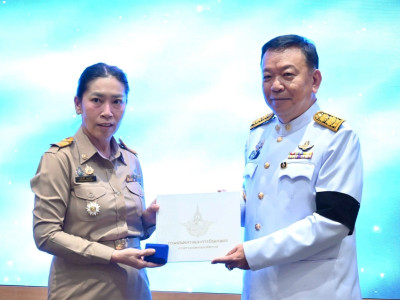 รองอธิบดีกรมส่งเสริมสหกรณ์ เข้าร่วมพิธีรับมอบปีกฝนหลวงพิเศษ ... พารามิเตอร์รูปภาพ 23