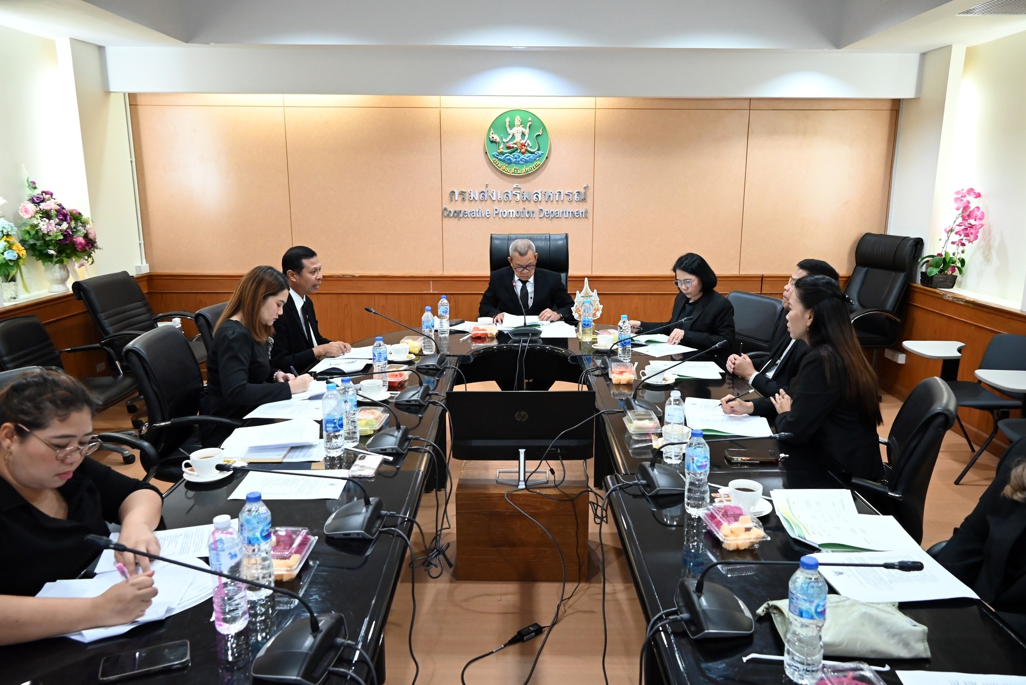 รองอธิบดีกรมส่งเสริมสหกรณ์ ... พารามิเตอร์รูปภาพ 1