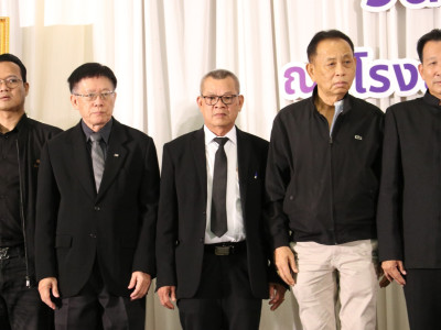 นายทรงศักดิ์ ทรงศรี รัฐมนตรีช่วยว่าการกระทรวงมหาดไทย ... พารามิเตอร์รูปภาพ 3