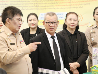 นายทรงศักดิ์ ทรงศรี รัฐมนตรีช่วยว่าการกระทรวงมหาดไทย ... พารามิเตอร์รูปภาพ 8