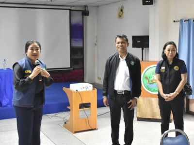 รองอธิบดีกรมส่งเสริมสหกรณ์ พร้อมด้วย นางสุชาดา เคนพิทักษ์ ... พารามิเตอร์รูปภาพ 2