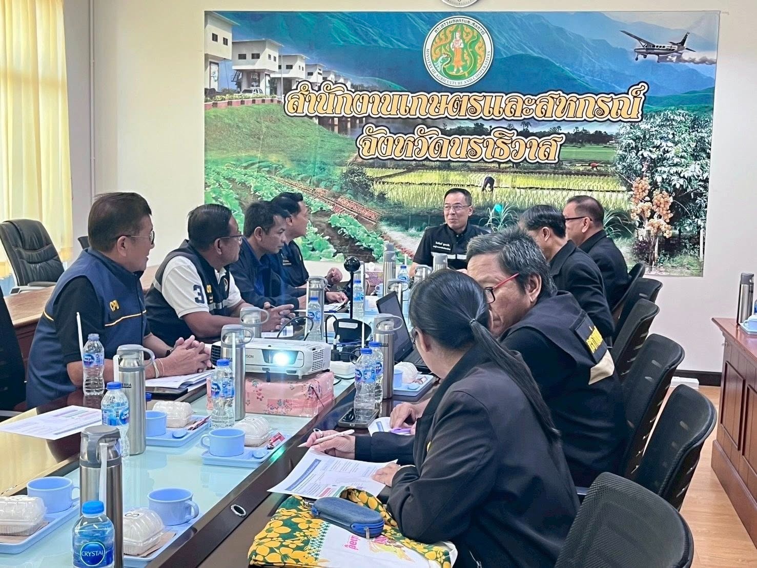 รองอธิบดีกรมส่งเสริมสหกรณ์ ... พารามิเตอร์รูปภาพ 1