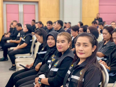 รองอธิบดีกรมส่งเสริมสหกรณ์และเจ้าหน้าที่สำนักงานสหกรณ์จังหวัดยะลา ร่วมให้การต้อนรับ ร้อยเอก ธรรมนัส พรหมเผ่า รองนายกรัฐมนตรี และรัฐมนตรีว่าการกระทรวงเกษตรและสหกรณ์ ในการลงพื้นที่ตรวจราชการจังหวัดยะลา ... พารามิเตอร์รูปภาพ 10