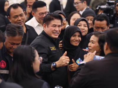 รองอธิบดีกรมส่งเสริมสหกรณ์และเจ้าหน้าที่สำนักงานสหกรณ์จังหวัดยะลา ร่วมให้การต้อนรับ ร้อยเอก ธรรมนัส พรหมเผ่า รองนายกรัฐมนตรี และรัฐมนตรีว่าการกระทรวงเกษตรและสหกรณ์ ในการลงพื้นที่ตรวจราชการจังหวัดยะลา ... พารามิเตอร์รูปภาพ 15