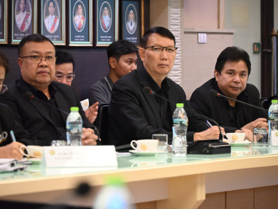 นายอภัย สุทธิสังข์ รองปลัดกระทรวงเกษตรและสหกรณ์ ... พารามิเตอร์รูปภาพ 6