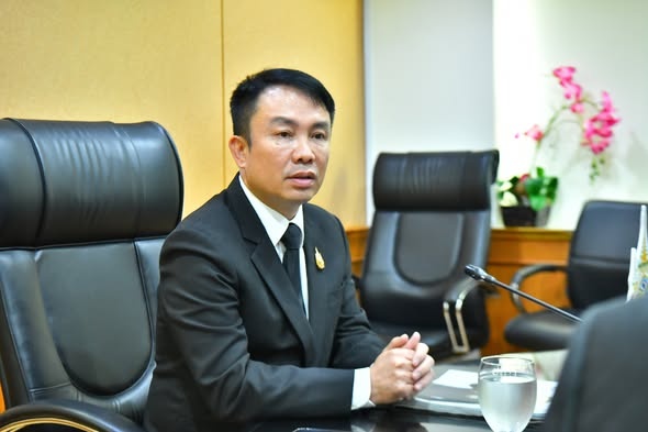 อธิบดีกรมส่งเสริมสหกรณ์ ให้สัมภาษณ์ ในประเด็น ... พารามิเตอร์รูปภาพ 1