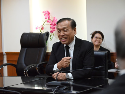 อธิบดีกรมส่งเสริมสหกรณ์ ให้การต้อนรับ รองศาสตราจารย์พิเศษ ... พารามิเตอร์รูปภาพ 4