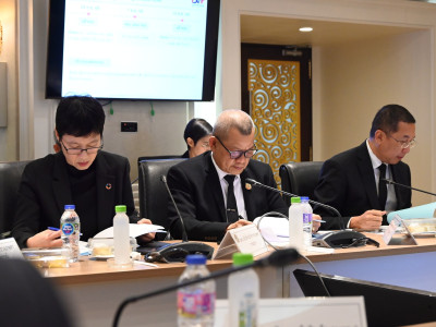 นางศุภจี สุธรรมพันธุ์ รัฐมนตรีว่าการกระทรวงพาณิชย์ ... พารามิเตอร์รูปภาพ 8