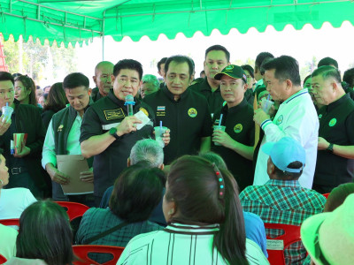 อธิบดีกรมส่งเสริมสหกรณ์ ร่วมติดตาม ร้อยเอก ธรรมนัส พรหมเผ่า ... พารามิเตอร์รูปภาพ 1