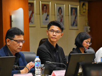 นายมนัส เทพรักษ์ รองอธิบดีกรมส่งเสริมสหกรณ์ ... พารามิเตอร์รูปภาพ 12