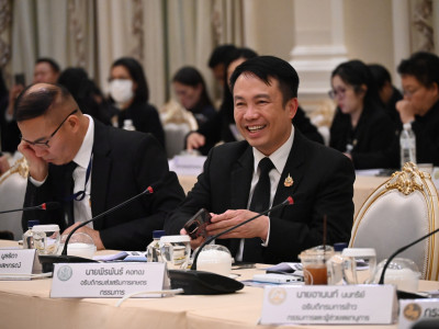 นายอนุทิน ชาญวีรกูล นายกรัฐมนตรี ... พารามิเตอร์รูปภาพ 12