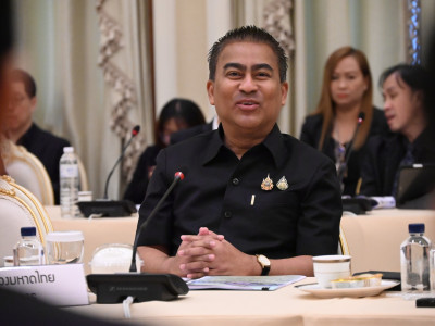 นายอนุทิน ชาญวีรกูล นายกรัฐมนตรี ... พารามิเตอร์รูปภาพ 15