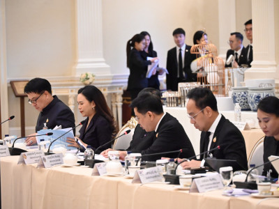 นายอนุทิน ชาญวีรกูล นายกรัฐมนตรี ... พารามิเตอร์รูปภาพ 17