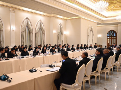 นายอนุทิน ชาญวีรกูล นายกรัฐมนตรี ... พารามิเตอร์รูปภาพ 19