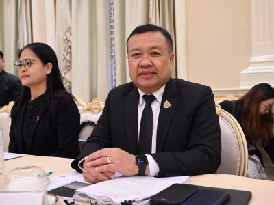 นายอนุทิน ชาญวีรกูล นายกรัฐมนตรี ... พารามิเตอร์รูปภาพ 23