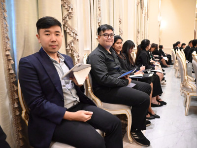 นายอนุทิน ชาญวีรกูล นายกรัฐมนตรี ... พารามิเตอร์รูปภาพ 26