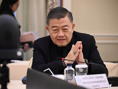 นายอนุทิน ชาญวีรกูล นายกรัฐมนตรี ... พารามิเตอร์รูปภาพ 6