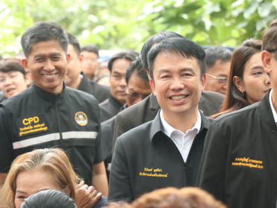 อธิบดีกรมส่งเสริมสหกรณ์ วมติดตาม ร้อยเอก ธรรมนัส พรหมเผ่า ... พารามิเตอร์รูปภาพ 2